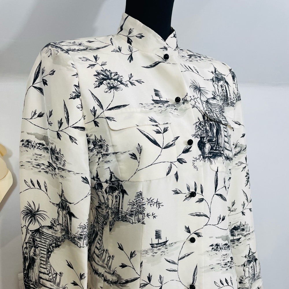 Liz Claiborne 100% Silk Long Blazer Oriental Theme - Picture 4 of 7